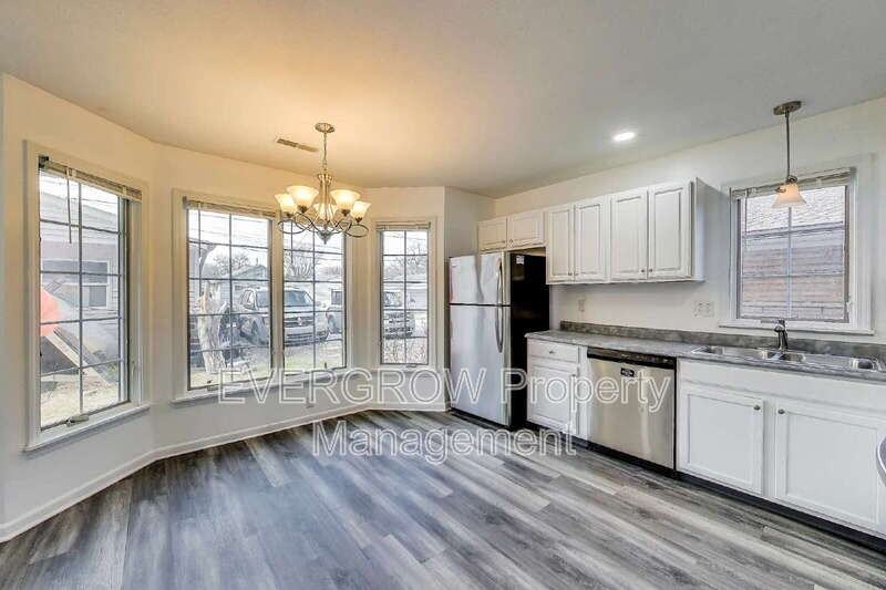 142 N 7th Ave - Photo 7 of 19