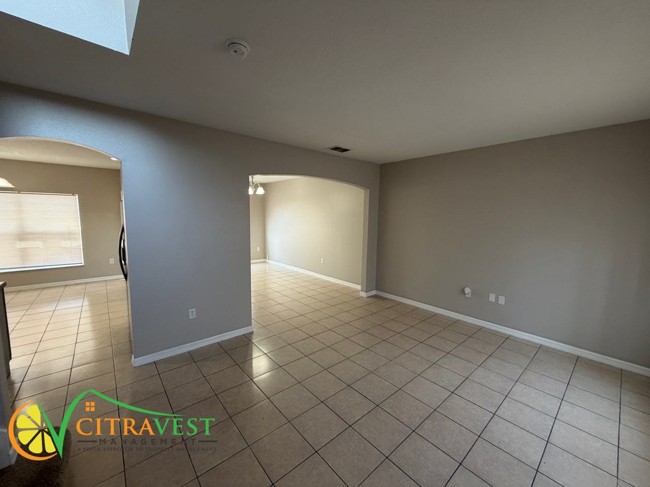 307 Kingfish Cir - Photo 2 of 15