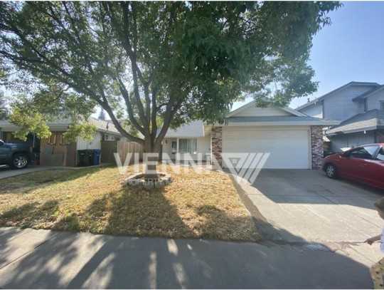 8123 Kate Glen Ct - Photo 2 of 20