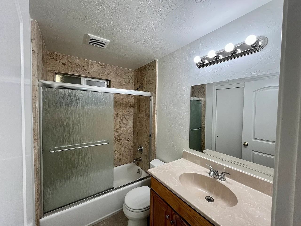 31 1st Ave - Photo 3 of 7