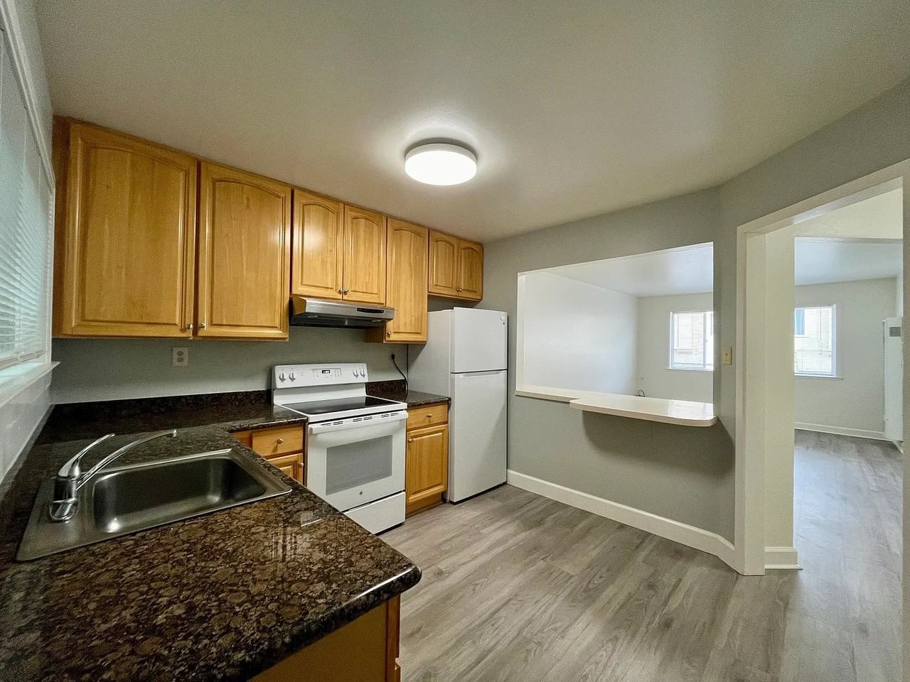 31 1st Ave - Photo 7 of 7