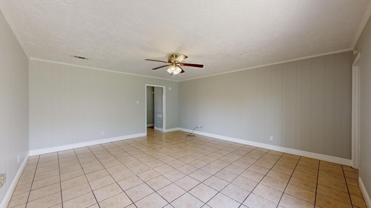 1417 Antone Ct - Photo 3 of 30