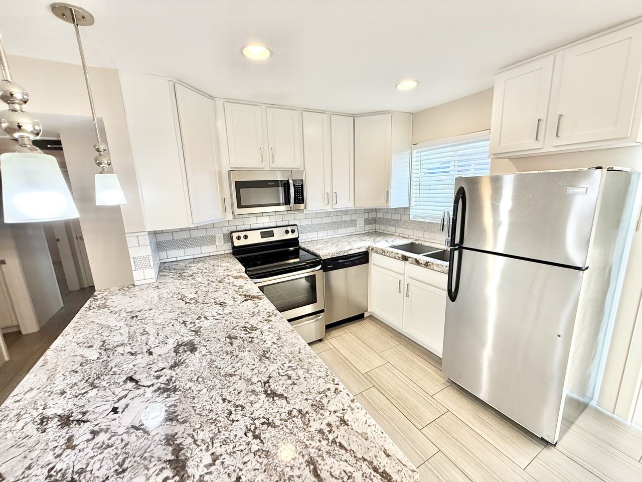 3110 N 40th St #9 - Photo 6 of 14