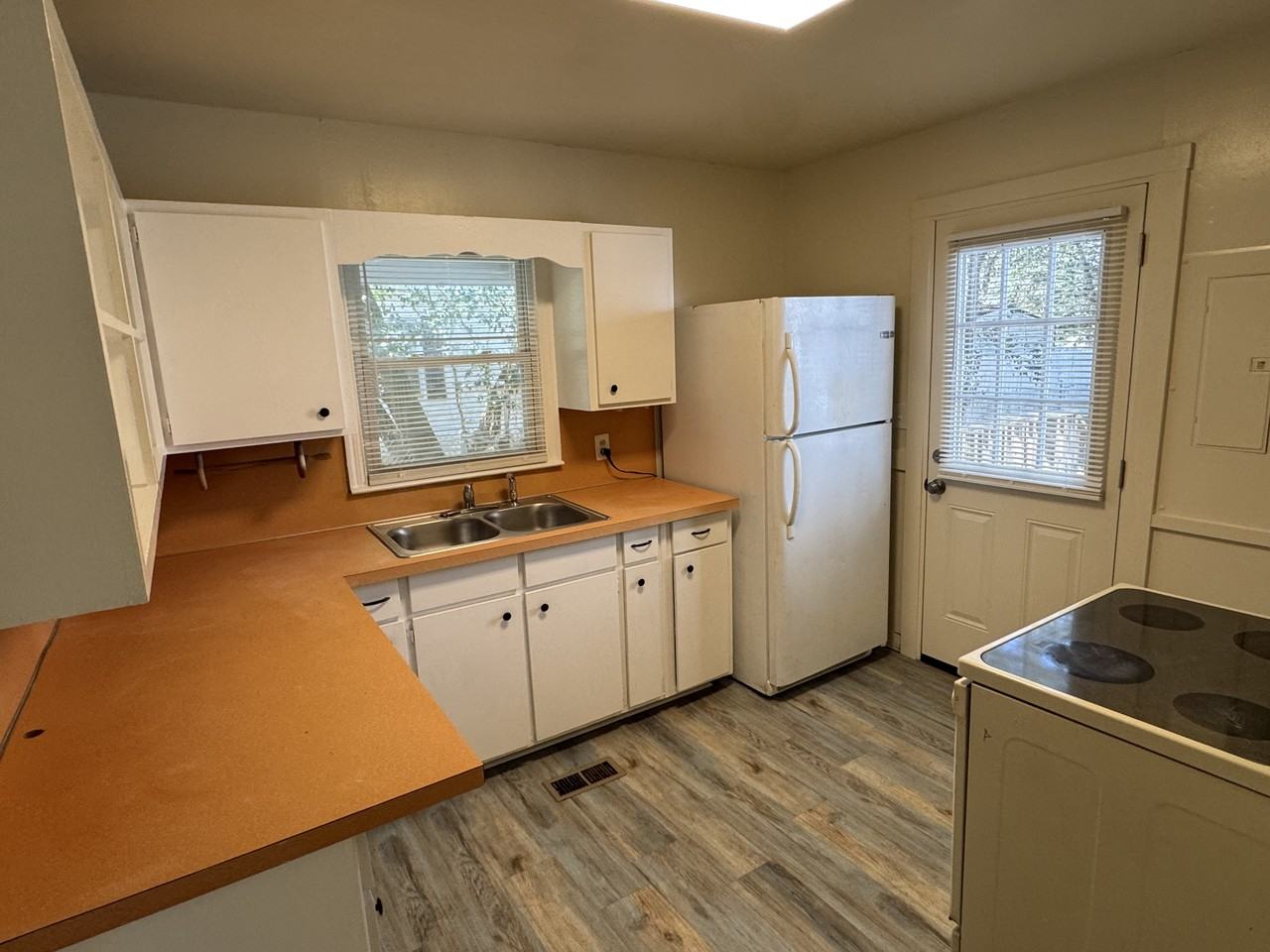 5511 Morris Ave - Photo 7 of 14