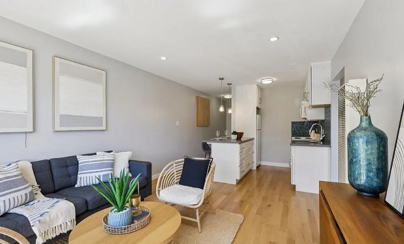 930 Elizabeth St #1 - Photo 2 of 15