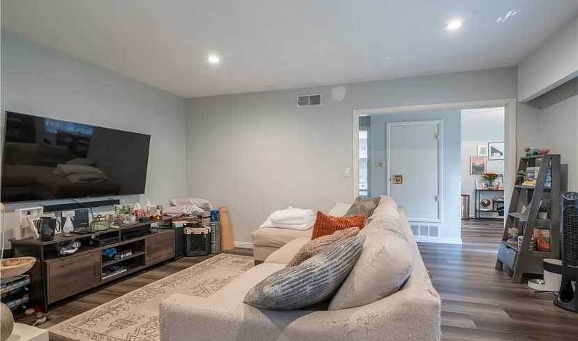 1630 S Pomona Ave #C25 - Photo 3 of 15