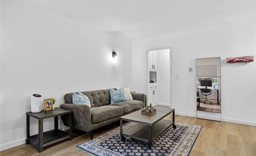 901 Linden Ave #8 - Photo 2 of 22