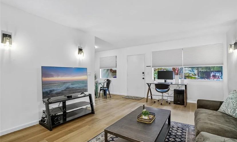 901 Linden Ave #8 - Photo 6 of 22