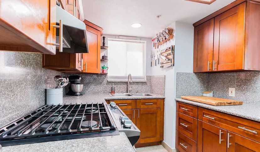 110 W Maple St #2 - Photo 7 of 18