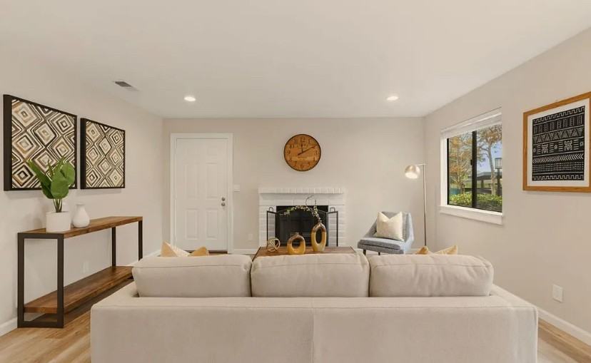 3401 La Terrace Cir - Photo 4 of 21