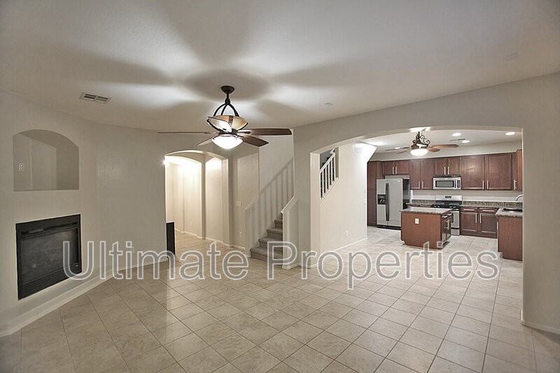 18162 W Elm St - Photo 2 of 18