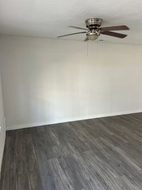 1617 N Jefferson Ave #4 - Photo 3 of 19