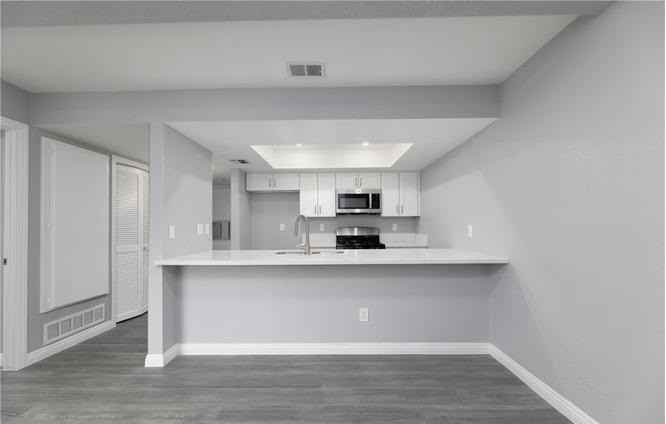 16009 Pioneer Blvd - Photo 3 of 18