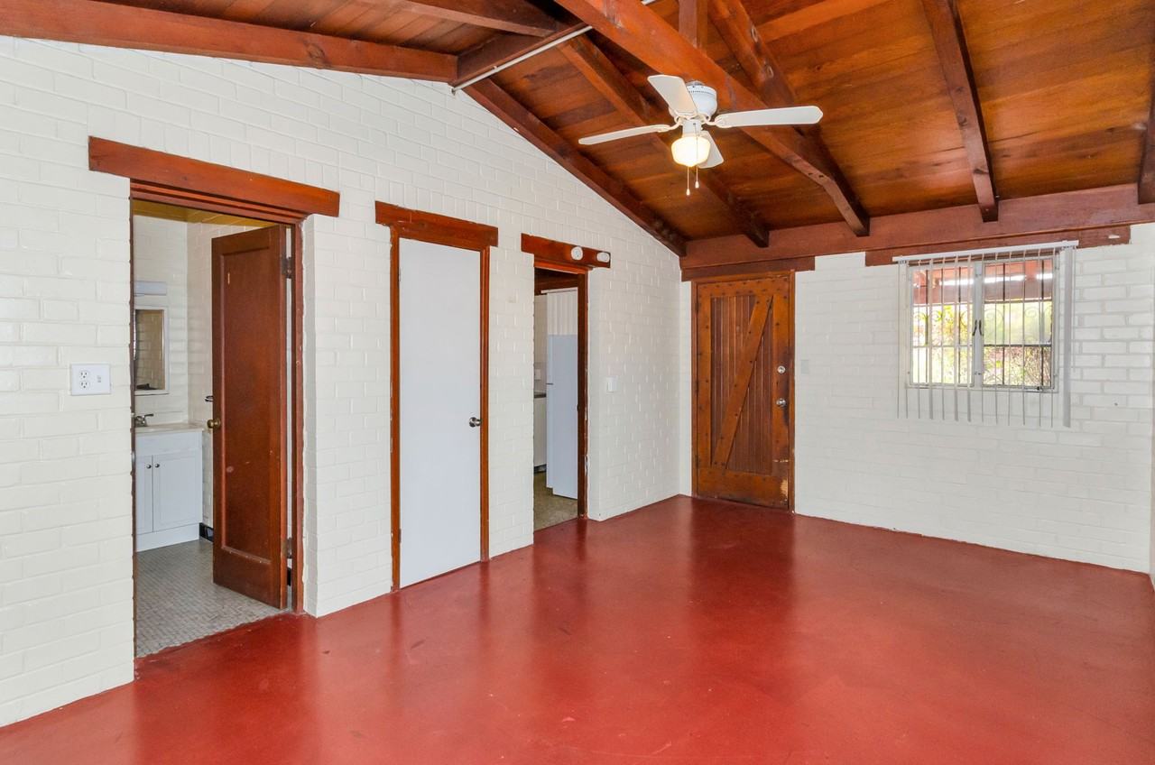 947 N Alvernon Way #5 - Photo 5 of 16