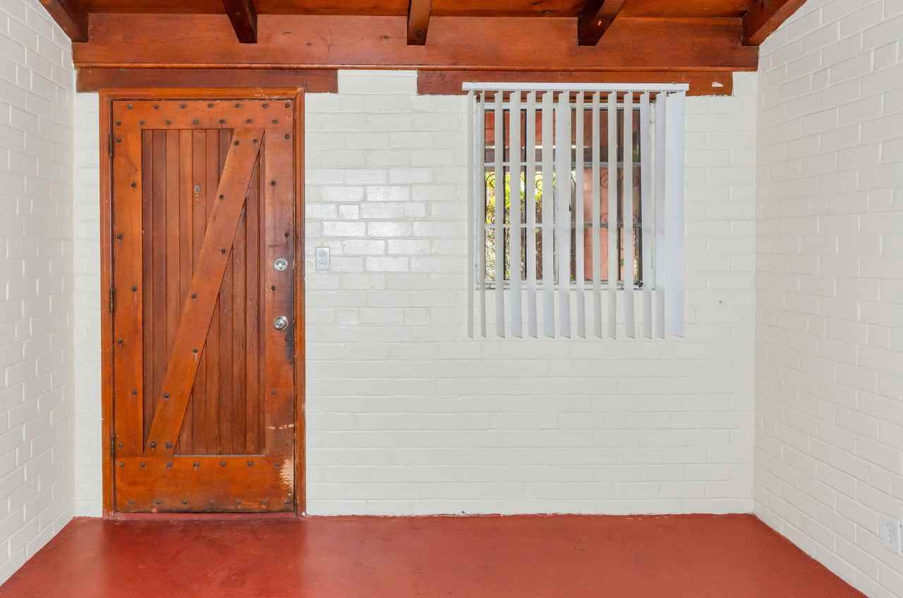 947 N Alvernon Way #5 - Photo 6 of 16