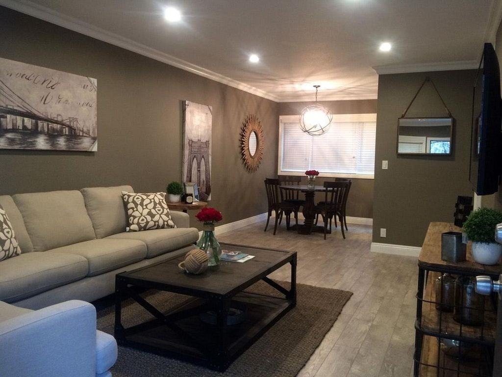 1328 Se 24th Ave - Photo 3 of 7