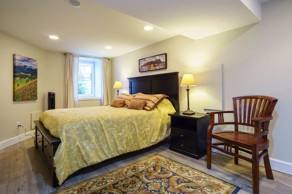 67 Baldwin St - Photo 4 of 7