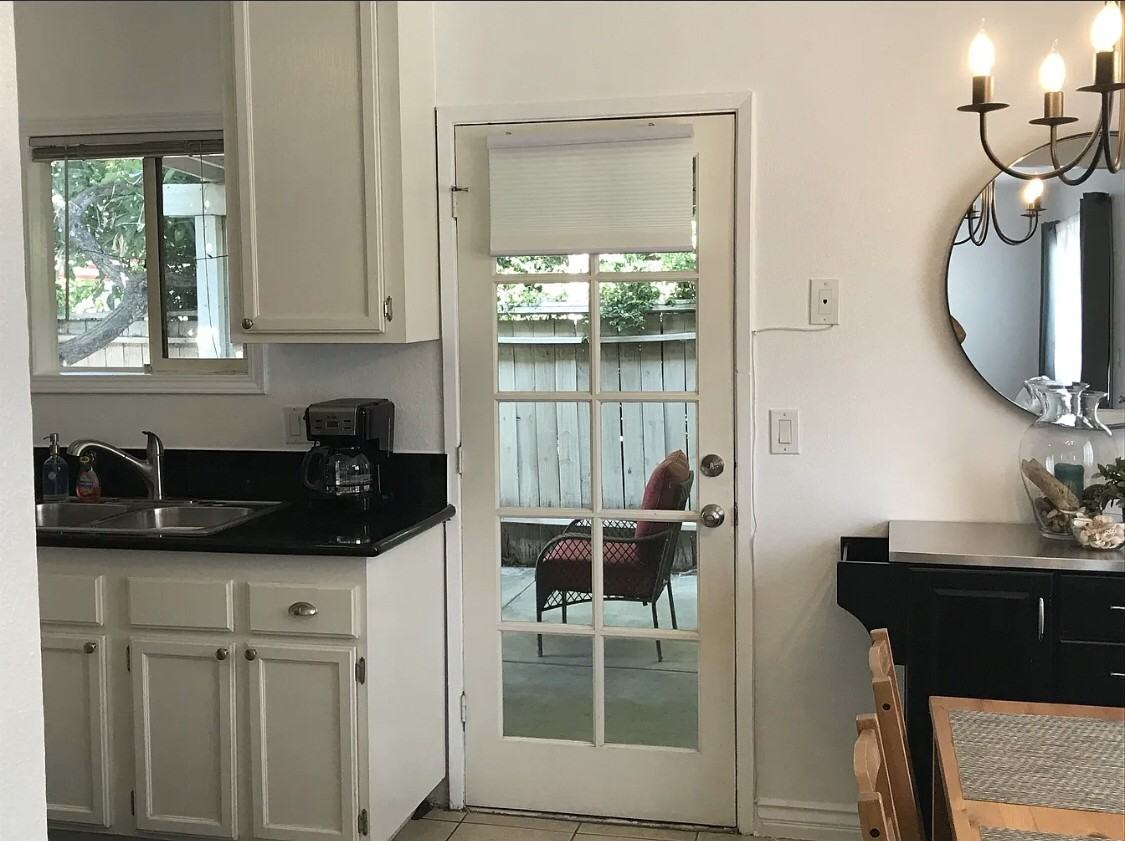 811 W Palm Ave #1A - Photo 6 of 9