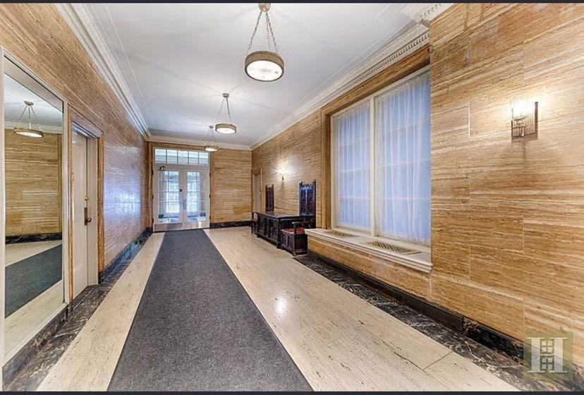 677 W End Ave #8D - Photo 2 of 5