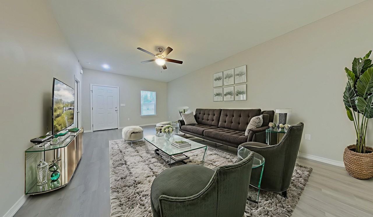 709 E Robinson Ave - Photo 6 of 16