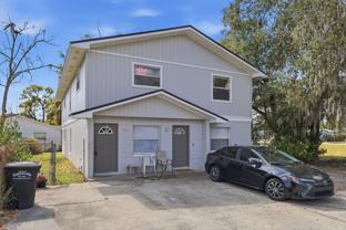 386 Lime St #B - Photo 1 of 1