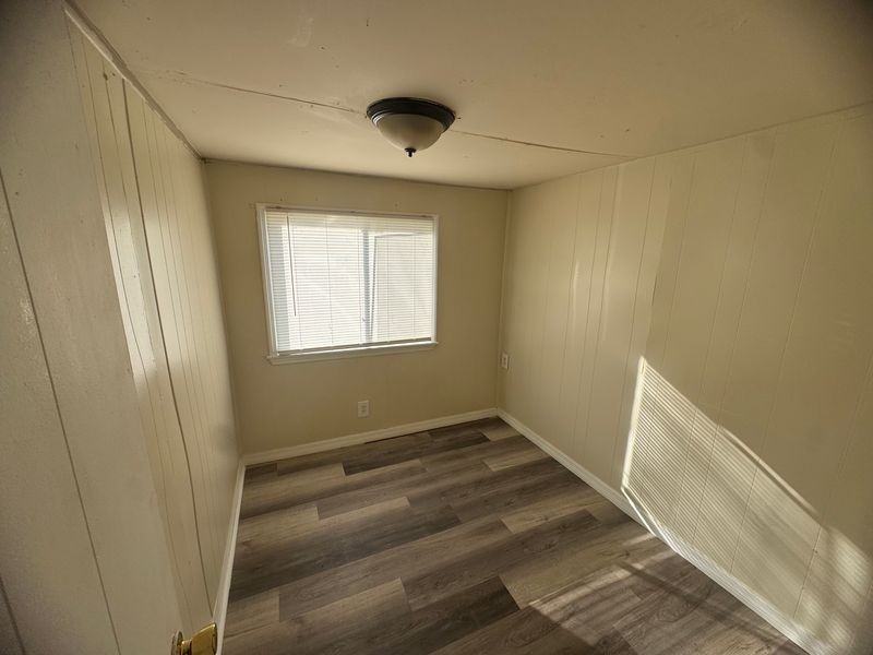 15536 Madeline Dr - Photo 4 of 7