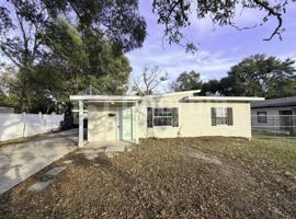 featured image of 3817 Peach Dr #A