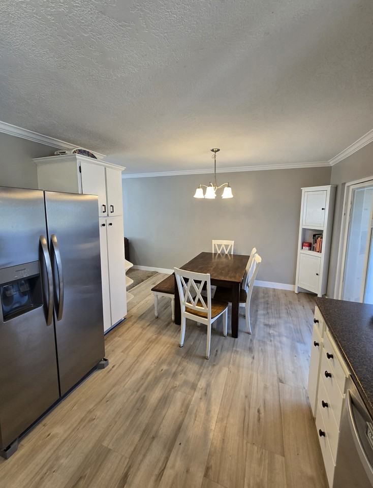 470 En - Photo 2 of 16