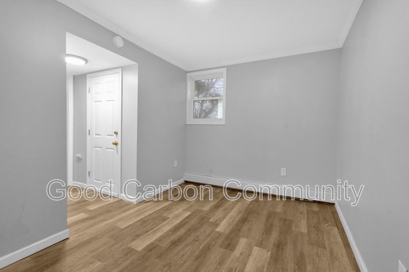 1190 Orchard Park Rd #6B - Photo 7 of 12
