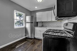 featured image of 194 Herkimer St #2