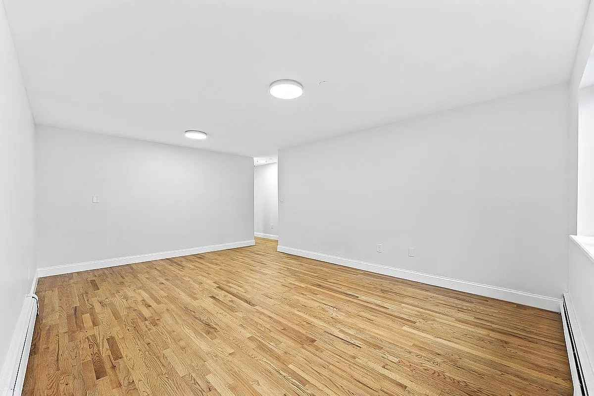 76 Battery Ave - Photo 2 of 12