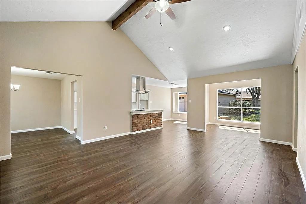 5119 Prairie Creek Dr - Photo 3 of 10