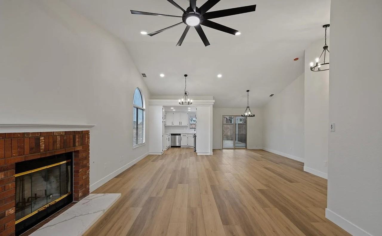 6903 Vanilla Ct - Photo 5 of 19