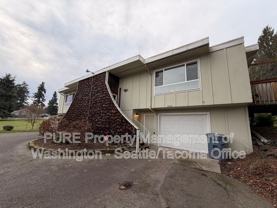 10410 Fruitland Ave E - Photo 1 of 1