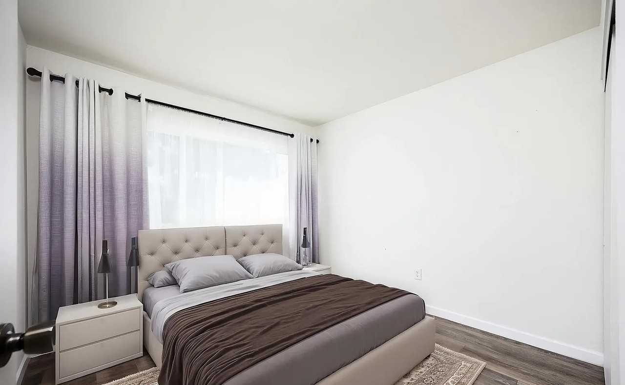 345 N Melrose Dr #102 - Photo 3 of 6