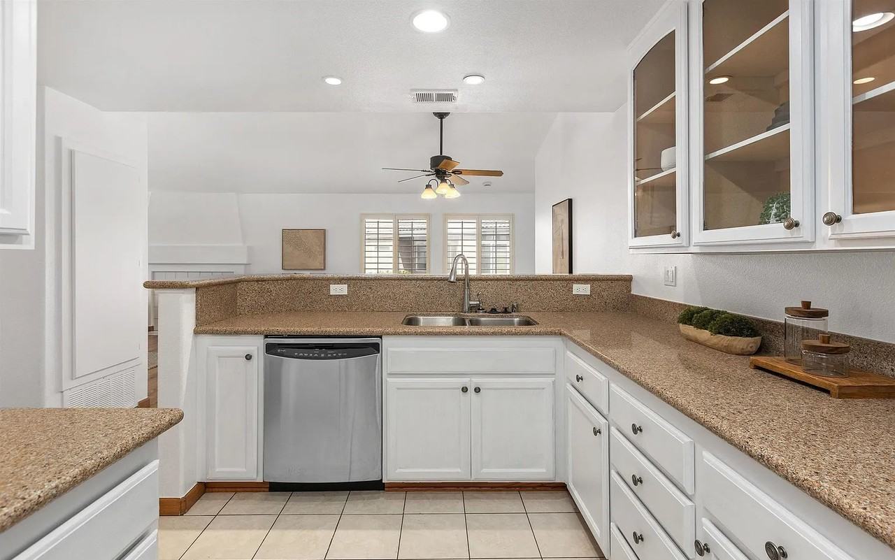 474 Belle Vista Dr #C - Photo 5 of 9