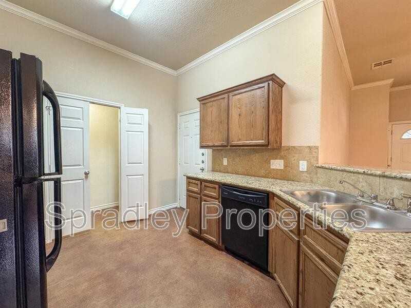 507A Pepper Spring Ct - Photo 4 of 17