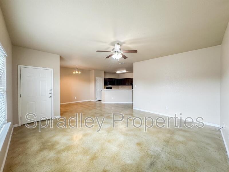 7020B Cameron Park Rd - Photo 2 of 17