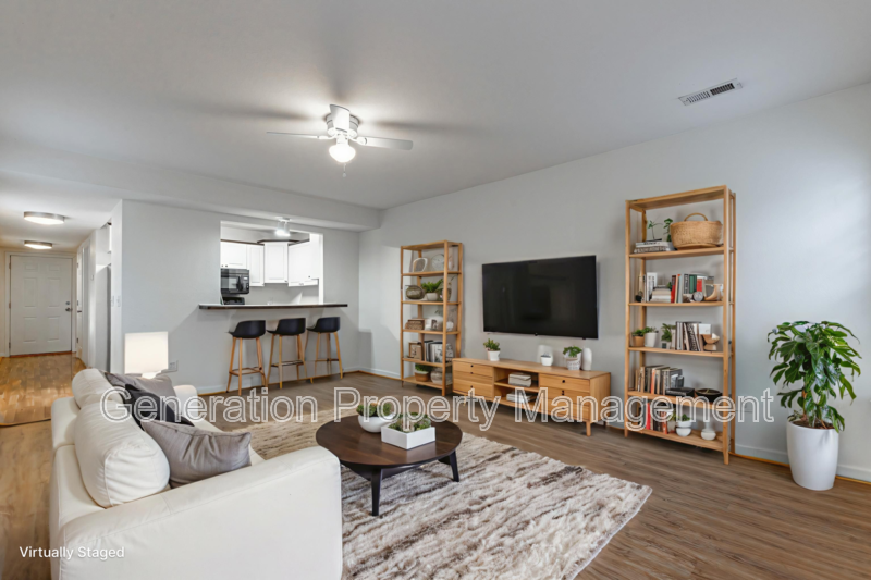 90 Melrose Dr - Photo 2 of 24