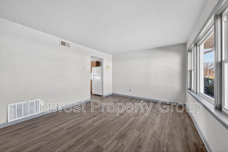 4508 Ashby Rd - Photo 2 of 23