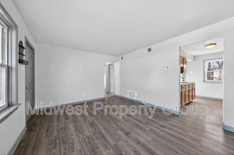 4508 Ashby Rd - Photo 4 of 23