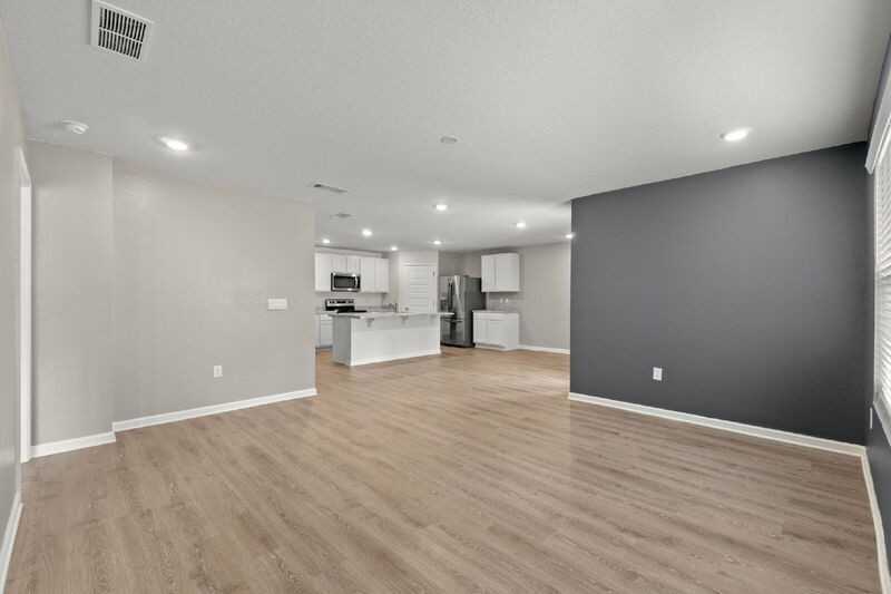 6406 Arcadia Bluffs Ave - Photo 4 of 27