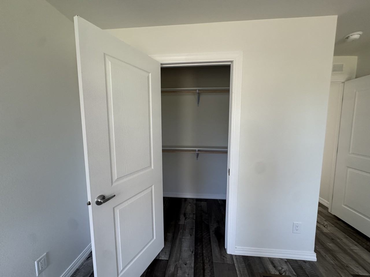 2819 Sylvia St #NA - Photo 3 of 17