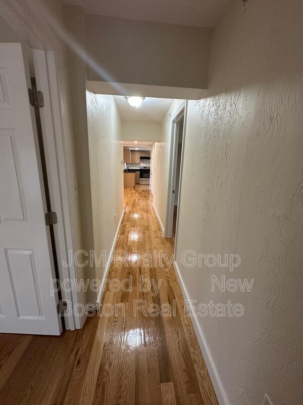 111 Main St #3 - Photo 7 of 27