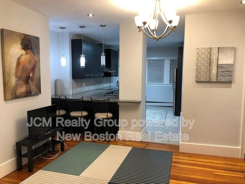 18 West St #1-1stFL - Photo 3 of 21