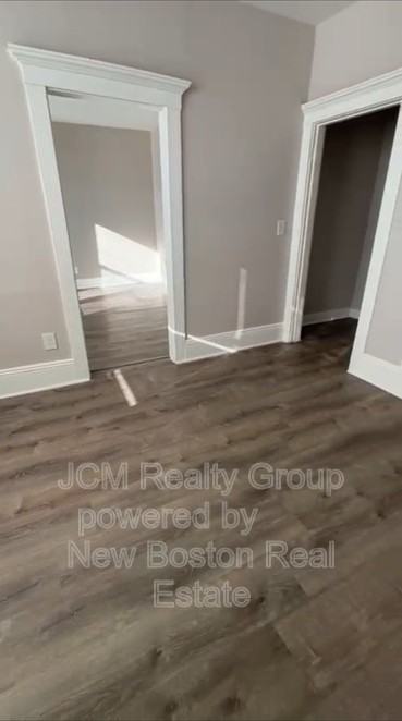 124 Central Ave - Photo 7 of 28