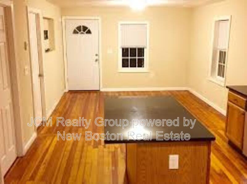 283 Lincoln Ave #2 - Photo 6 of 7