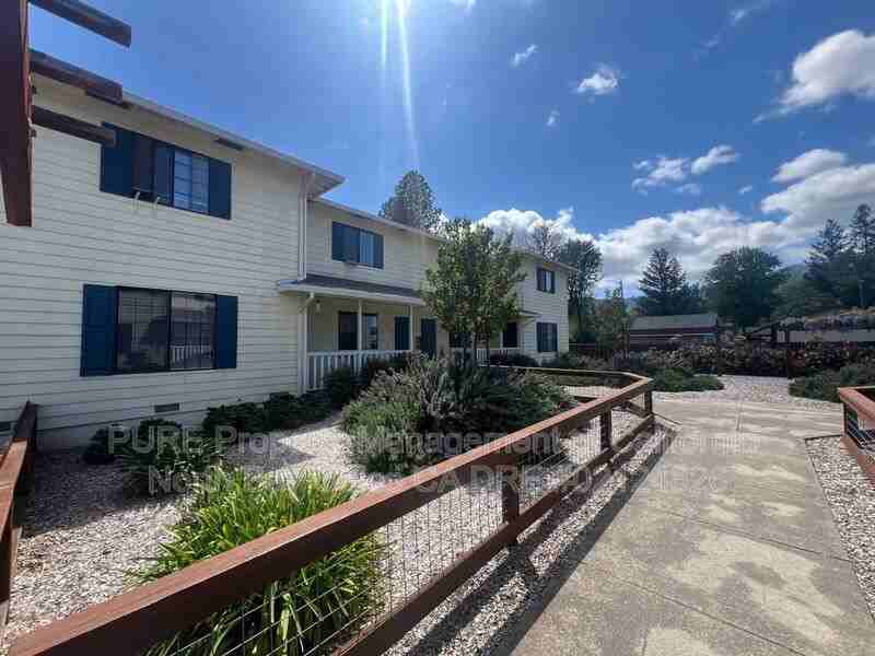 950 Marlene St #G - Photo 2 of 7