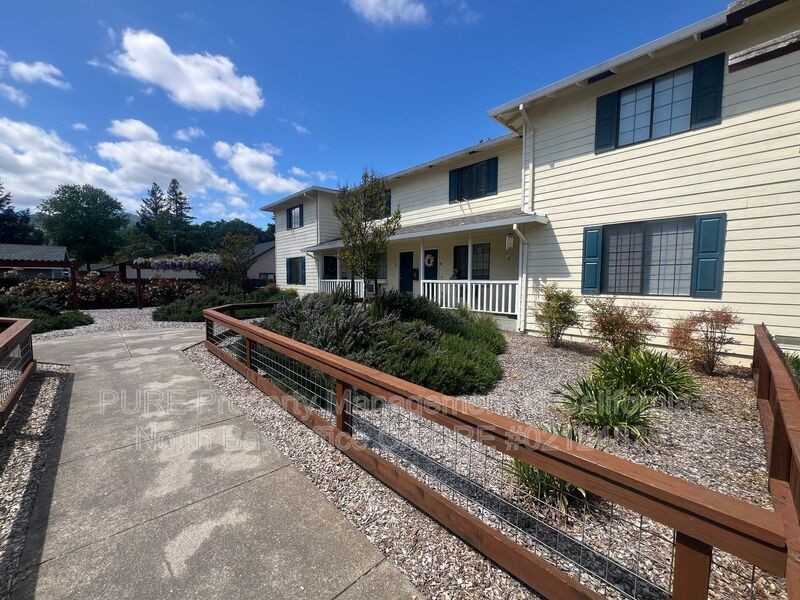 950 Marlene St #G - Photo 3 of 7