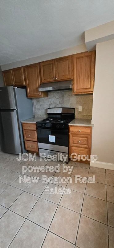 86 Main St - Photo 2 of 31